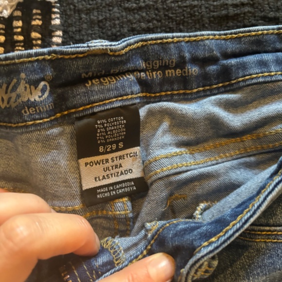 Mossimo jeans size 8 - Picture 7 of 7